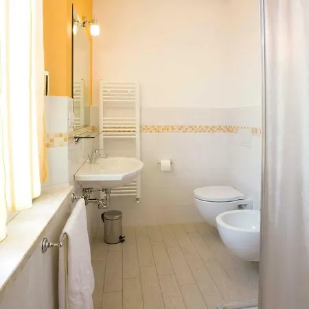 La Perla Del Conero Guest house *