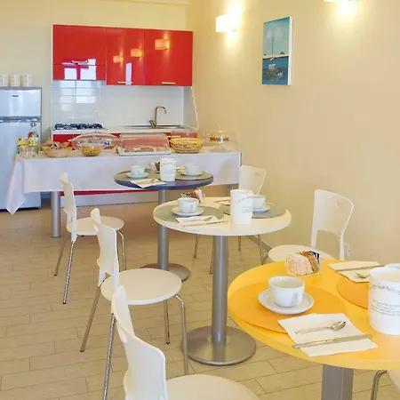 La Perla Del Conero Guest house *