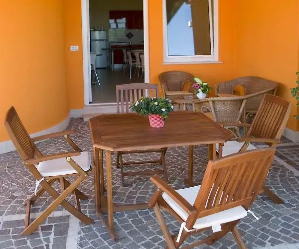 Guest house La Perla Del Conero 3*